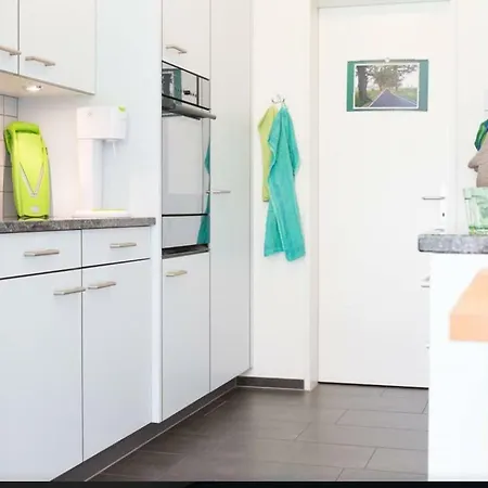 Deluxe Mit Whirlpool Apartment *